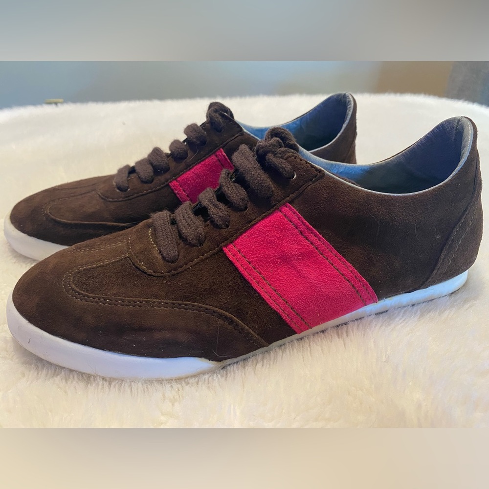 EUC Emerson Fry Suede Trainer-Dark Chocolate/Hot Pink-Size 6.5